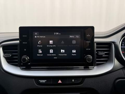 Kia Ceed 1.6 CRDi MHEV 2 Hatchback 5dr Diesel Hybrid Manual Euro 6 (s/s) (134 bhp) - U239