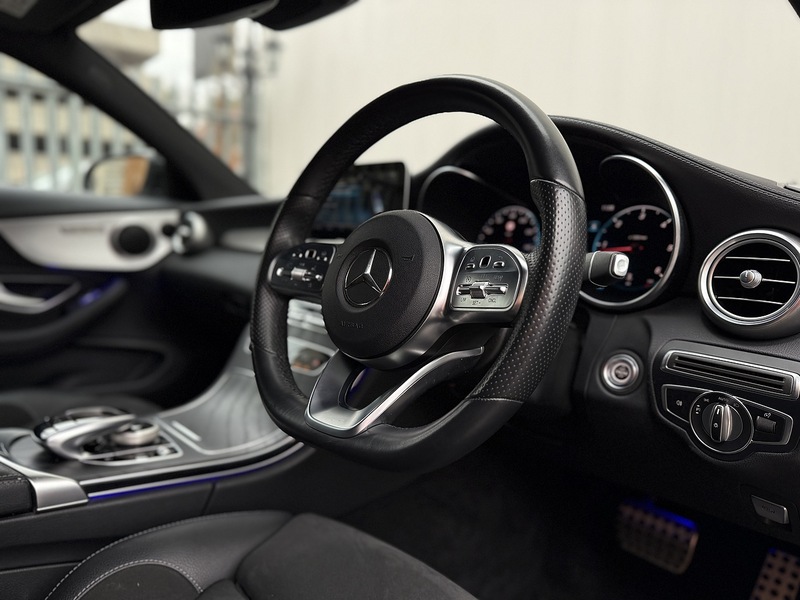 Mercedes-Benz C Class 2.0 C220d AMG Line (Premium) Coupe 2dr Diesel G-Tronic+ Euro 6 (s/s) (194 ps) - U249