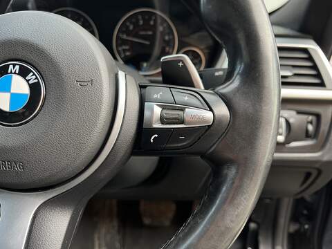 BMW 3 Series 2.0 330e 7.6kWh M Sport Shadow Edition Saloon 4dr Petrol Plug-in Hybrid Auto Euro 6 (s/s) (252 ps) - U257