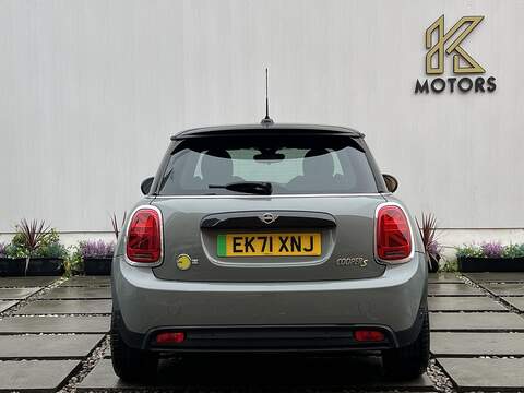 MINI Electric Hatch Cooper SE 32.6kWh Level 2 Hatchback 3dr Electric Auto (184 ps) - U260