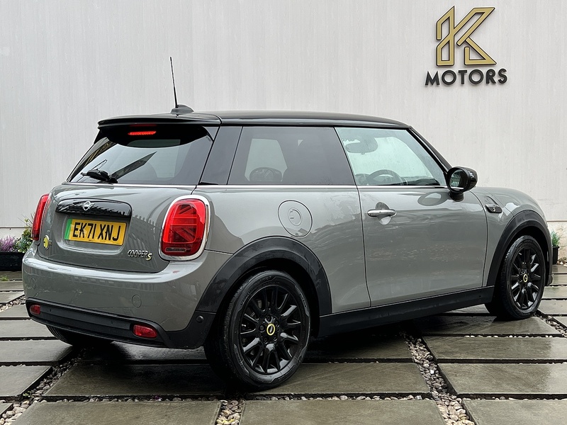 MINI Electric Hatch Cooper SE 32.6kWh Level 2 Hatchback 3dr Electric Auto (184 ps) - U260