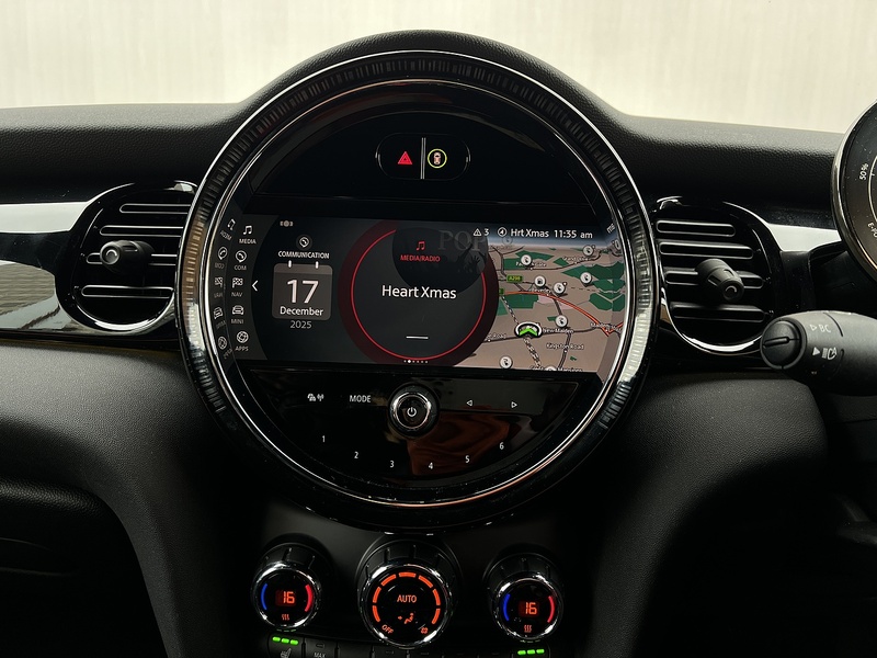 MINI Electric Hatch Cooper SE 32.6kWh Level 2 Hatchback 3dr Electric Auto (184 ps) - U260