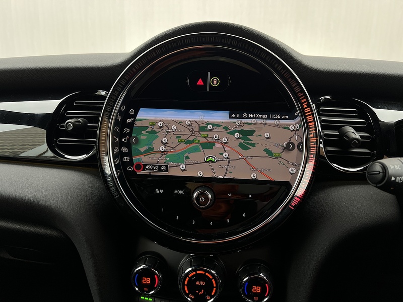 MINI Electric Hatch Cooper SE 32.6kWh Level 2 Hatchback 3dr Electric Auto (184 ps) - U260