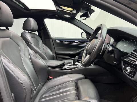 BMW 5 Series 2.0 530e 9.2kWh M Sport Saloon 4dr Petrol Plug-in Hybrid Auto Euro 6 (s/s) (252 ps) - U268