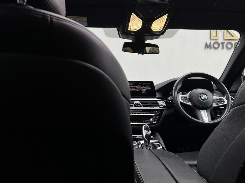 BMW 5 Series 2.0 530e 9.2kWh M Sport Saloon 4dr Petrol Plug-in Hybrid Auto Euro 6 (s/s) (252 ps) - U268