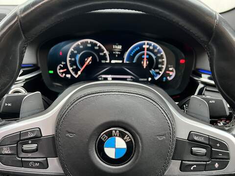 BMW 5 Series 2.0 530e 9.2kWh M Sport Saloon 4dr Petrol Plug-in Hybrid Auto Euro 6 (s/s) (252 ps) - U268