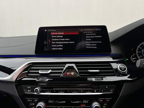 BMW 5 Series 2.0 530e 9.2kWh M Sport Saloon 4dr Petrol Plug-in Hybrid Auto Euro 6 (s/s) (252 ps) - U268