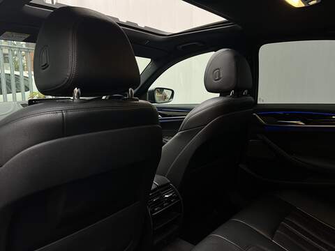 BMW 5 Series 2.0 530e 9.2kWh M Sport Saloon 4dr Petrol Plug-in Hybrid Auto Euro 6 (s/s) (252 ps) - U268