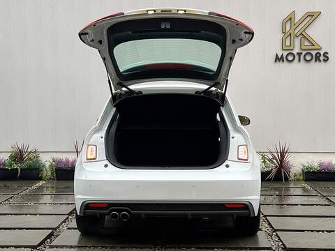 Audi A1 1.4 TFSI S line Hatchback 3dr Petrol Manual Euro 6 (s/s) (125 ps) - U271