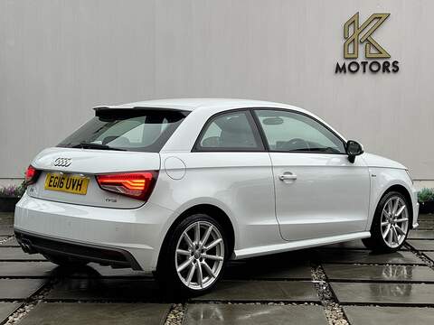 Audi A1 1.4 TFSI S line Hatchback 3dr Petrol Manual Euro 6 (s/s) (125 ps) - U271