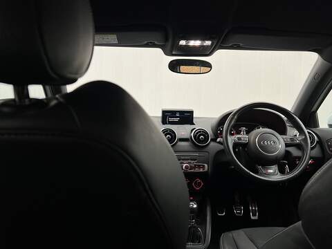 Audi A1 1.4 TFSI S line Hatchback 3dr Petrol Manual Euro 6 (s/s) (125 ps) - U271