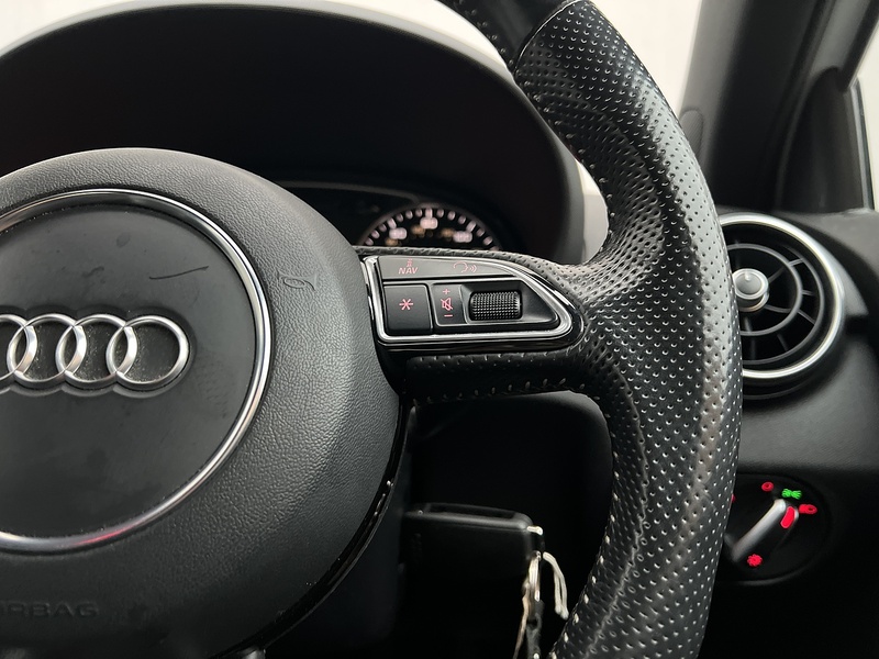 Audi A1 1.4 TFSI S line Hatchback 3dr Petrol Manual Euro 6 (s/s) (125 ps) - U271