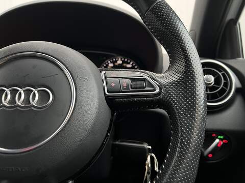 Audi A1 1.4 TFSI S line Hatchback 3dr Petrol Manual Euro 6 (s/s) (125 ps) - U271