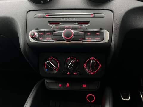 Audi A1 1.4 TFSI S line Hatchback 3dr Petrol Manual Euro 6 (s/s) (125 ps) - U271