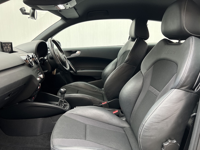 Audi A1 1.4 TFSI S line Hatchback 3dr Petrol Manual Euro 6 (s/s) (125 ps) - U271