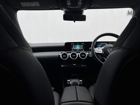 Mercedes-Benz A Class 1.3 A200 AMG Line Hatchback 5dr Petrol 7G-DCT Euro 6 (s/s) (163 ps) - U278