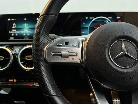 Mercedes-Benz A Class 1.3 A200 AMG Line Hatchback 5dr Petrol 7G-DCT Euro 6 (s/s) (163 ps) - U278