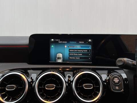 Mercedes-Benz A Class 1.3 A200 AMG Line Hatchback 5dr Petrol 7G-DCT Euro 6 (s/s) (163 ps) - U278