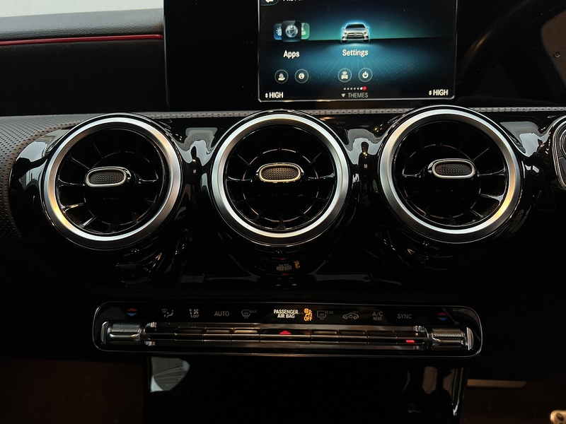 Mercedes-Benz A Class 1.3 A200 AMG Line Hatchback 5dr Petrol 7G-DCT Euro 6 (s/s) (163 ps) - U278