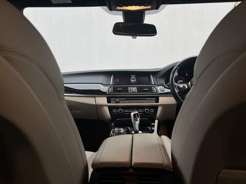 BMW 5 Series 2.0 520d M Sport Saloon 4dr Diesel Auto Euro 6 (s/s) (190 ps) - U279