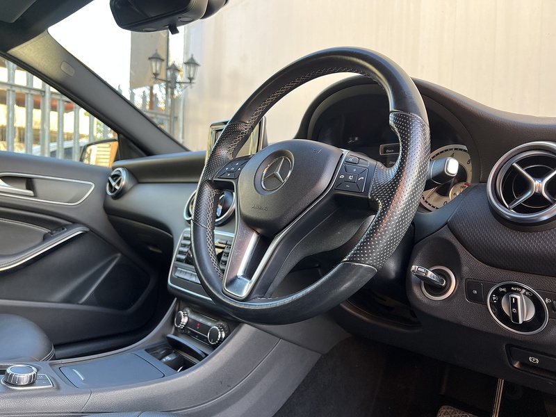 Mercedes-Benz A Class 1.5 A180 CDI Sport Edition Hatchback 5dr Diesel 7G-DCT Euro 5 (s/s) (109 ps) - U282