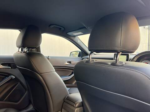 Mercedes-Benz A Class 1.5 A180 CDI Sport Edition Hatchback 5dr Diesel 7G-DCT Euro 5 (s/s) (109 ps) - U282