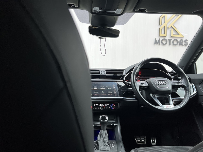 Audi Q3 1.5 TFSI CoD 35 S line Sportback 5dr Petrol S Tronic Euro 6 (s/s) (150 ps) - U289