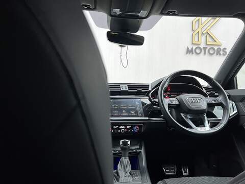 Audi Q3 1.5 TFSI CoD 35 S line Sportback 5dr Petrol S Tronic Euro 6 (s/s) (150 ps) - U289