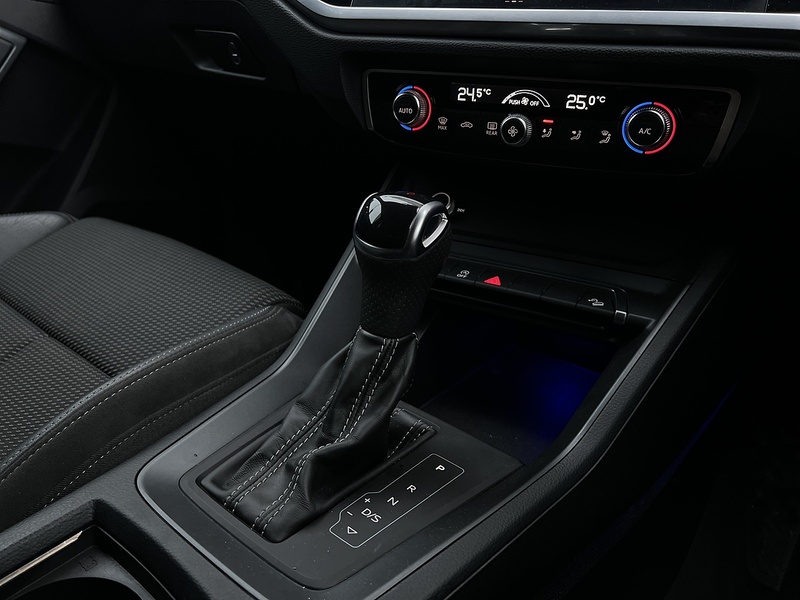 Audi Q3 1.5 TFSI CoD 35 S line Sportback 5dr Petrol S Tronic Euro 6 (s/s) (150 ps) - U289