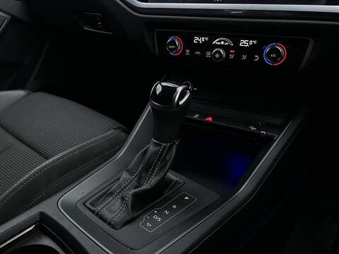 Audi Q3 1.5 TFSI CoD 35 S line Sportback 5dr Petrol S Tronic Euro 6 (s/s) (150 ps) - U289