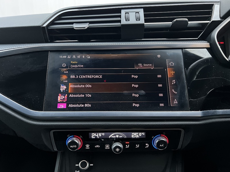 Audi Q3 1.5 TFSI CoD 35 S line Sportback 5dr Petrol S Tronic Euro 6 (s/s) (150 ps) - U289