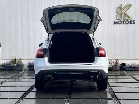 Mercedes-Benz GLA 1.6 GLA180 Urban Edition SUV 5dr Petrol 7G-DCT Euro 6 (s/s) (122 ps) - U299