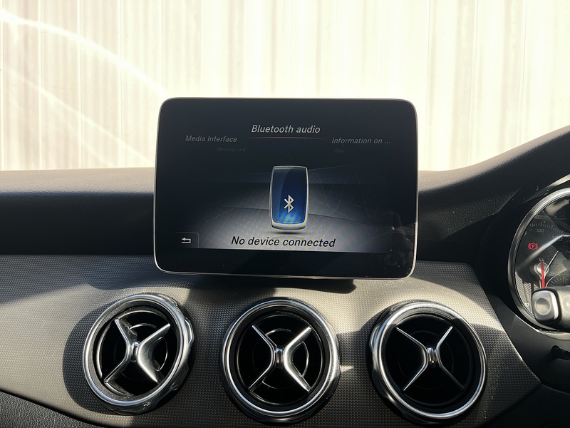 Mercedes-Benz GLA 1.6 GLA180 Urban Edition SUV 5dr Petrol 7G-DCT Euro 6 (s/s) (122 ps) - U299