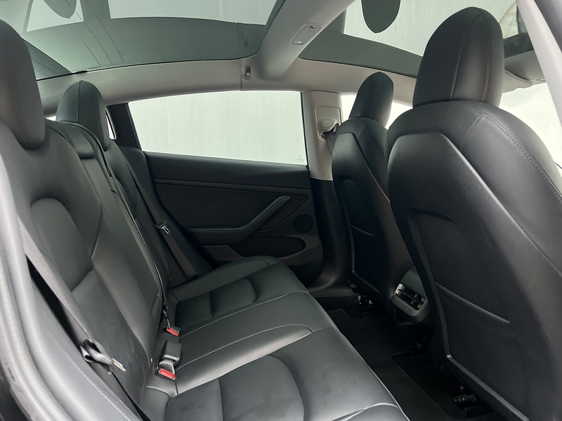 Tesla Model 3 Standard Range Plus Saloon 4dr Electric Auto RWD (241 bhp) - U303