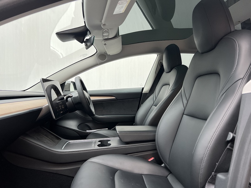 Tesla Model 3 Standard Range Plus Saloon 4dr Electric Auto RWD (241 bhp) - U303