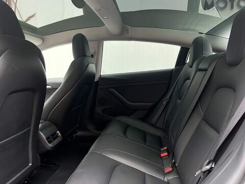 Tesla Model 3 Standard Range Plus Saloon 4dr Electric Auto RWD (241 bhp) - U303