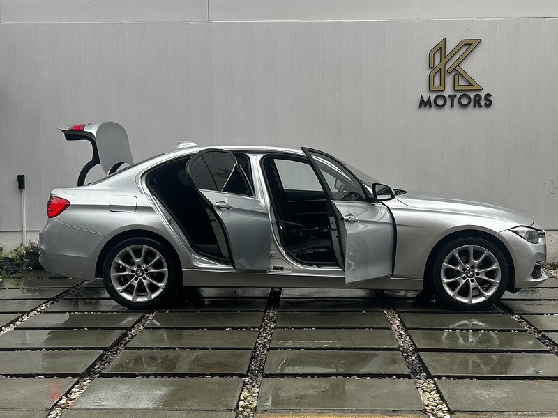 BMW 3 Series 2.0 320i Luxury Saloon 4dr Petrol Auto xDrive Euro 6 (s/s) (184 ps) - U314