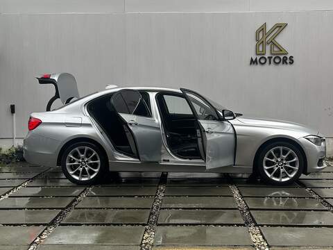 BMW 3 Series 2.0 320i Luxury Saloon 4dr Petrol Auto xDrive Euro 6 (s/s) (184 ps) - U314