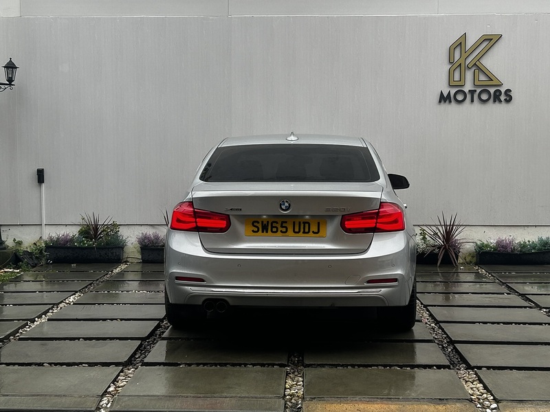 BMW 3 Series 2.0 320i Luxury Saloon 4dr Petrol Auto xDrive Euro 6 (s/s) (184 ps) - U314