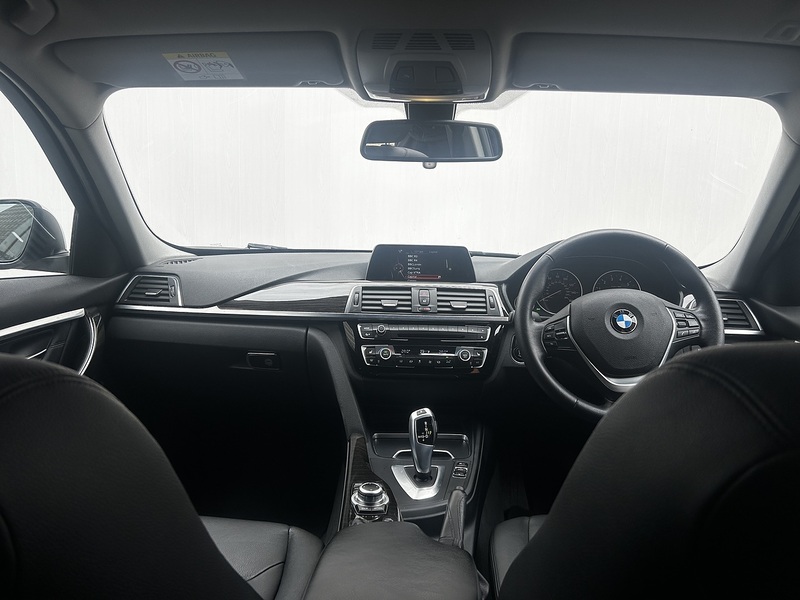 BMW 3 Series 2.0 320i Luxury Saloon 4dr Petrol Auto xDrive Euro 6 (s/s) (184 ps) - U314