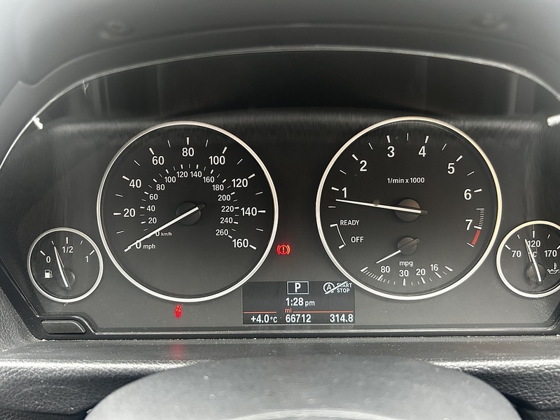 BMW 3 Series 2.0 320i Luxury Saloon 4dr Petrol Auto xDrive Euro 6 (s/s) (184 ps) - U314