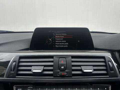 BMW 3 Series 2.0 320i Luxury Saloon 4dr Petrol Auto xDrive Euro 6 (s/s) (184 ps) - U314