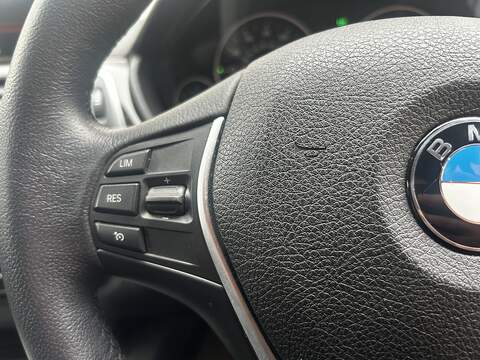 BMW 3 Series 2.0 320i Luxury Saloon 4dr Petrol Auto xDrive Euro 6 (s/s) (184 ps) - U314