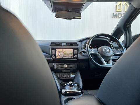 Nissan Leaf 40kWh N-Connecta Hatchback 5dr Electric Auto (150 ps) - U318