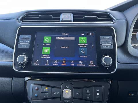 Nissan Leaf 40kWh N-Connecta Hatchback 5dr Electric Auto (150 ps) - U318