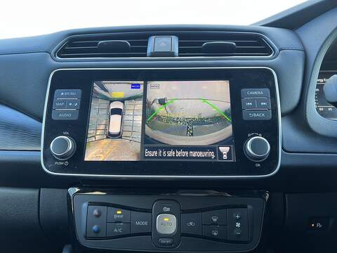 Nissan Leaf 40kWh N-Connecta Hatchback 5dr Electric Auto (150 ps) - U318