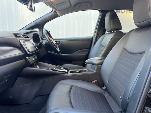 Nissan Leaf 40kWh N-Connecta Hatchback 5dr Electric Auto (150 ps) - U318