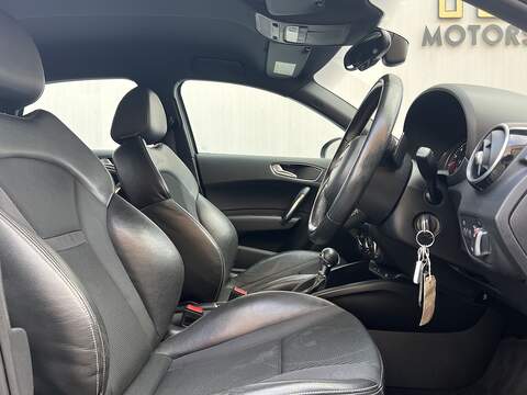 Audi A1 1.4 TFSI S line Sportback 5dr Petrol S Tronic Euro 6 (s/s) (125 ps) - U322