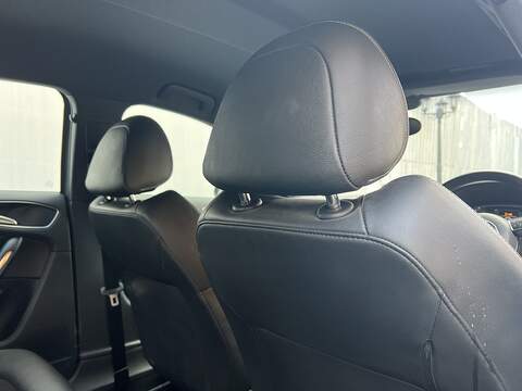 Audi A1 1.4 TFSI S line Sportback 5dr Petrol S Tronic Euro 6 (s/s) (125 ps) - U322