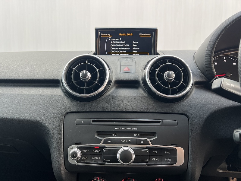 Audi A1 1.4 TFSI S line Sportback 5dr Petrol S Tronic Euro 6 (s/s) (125 ps) - U322